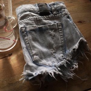 ONE TEASPOON BONITA LOW WAIST SHORTS